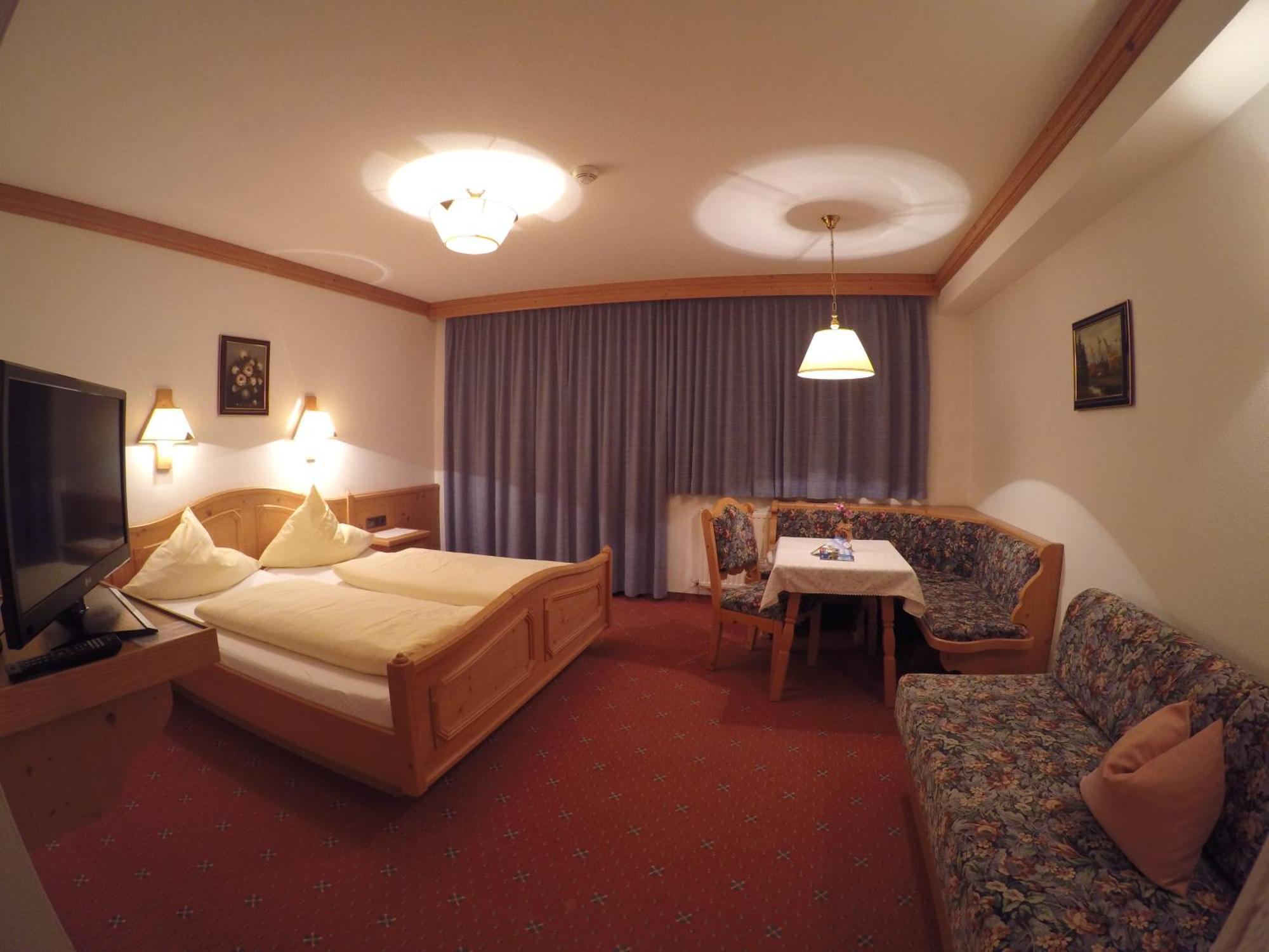 Gaestehaus Alpenland Tux Kamer foto